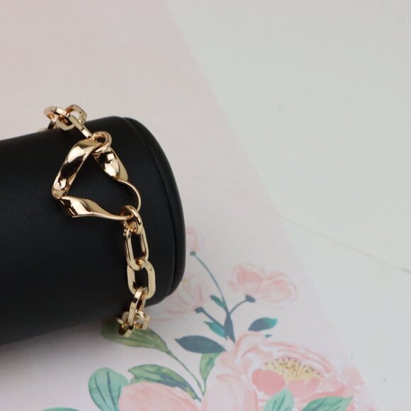 "Stylish Rose Gold Plated Bracelet with Twisted Heart Design, XPBL0895 - Picture 9 of 13